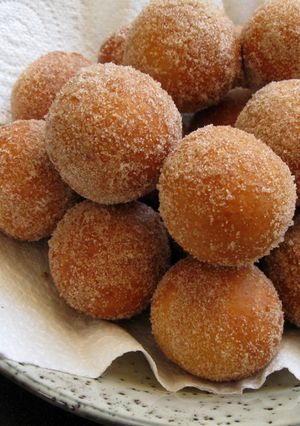 A picture of Tofu Doughnuts.