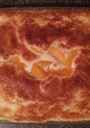 A picture of Peach cobbler.