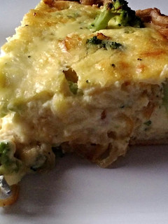 A picture of Caramelized Onion And Broccoli Quiche.