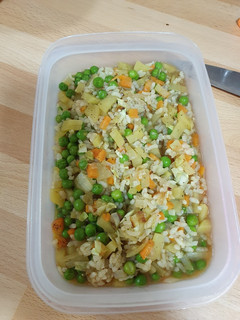 Una foto de Sopa de arroz con verduras