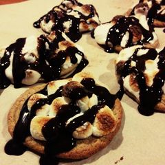 A picture of S'mores Cookies.