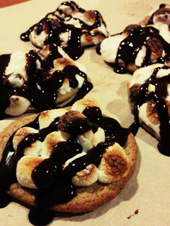 A picture of S'mores Cookies.