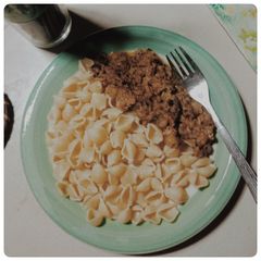 A picture of Tuna Conchiglie Pesto Pasta.