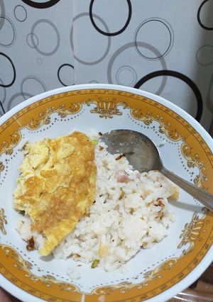 Foto resep Nasi goreng opo onok. E... 😉
