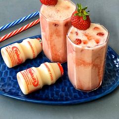 A picture of STRAWBERRY LASSI 🍓.