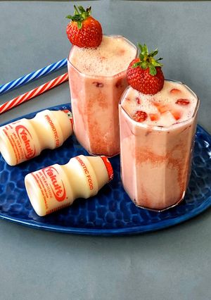 A picture of STRAWBERRY LASSI 🍓.