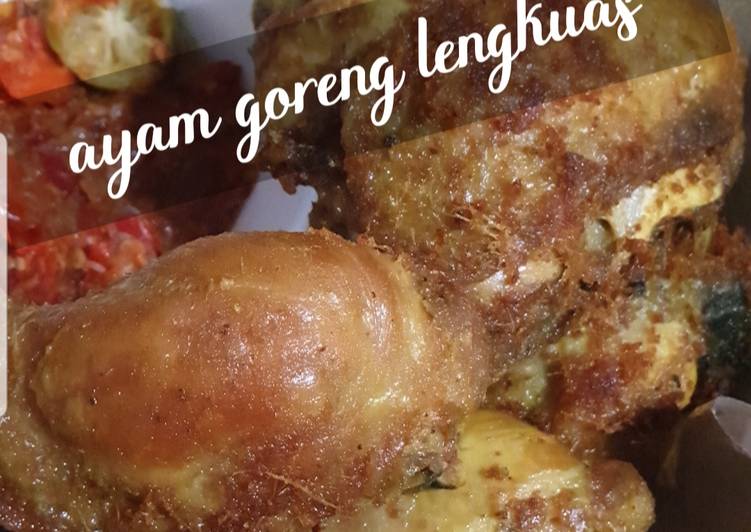 Cara Membuat saat makan malamAyam goreng lengkuas