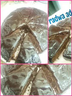 A picture of Delicious Brownies with Chocolate Sauce 🍫😃.