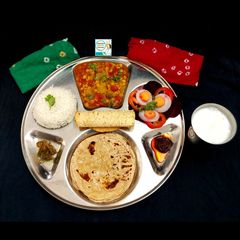 Mini Lunch or dinner | Gujarati Thali A picture of Mini Lunch or dinner | Gujarati Thali.