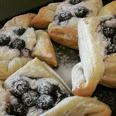 A picture of Puff Pastry Blueberry Cream cheese.