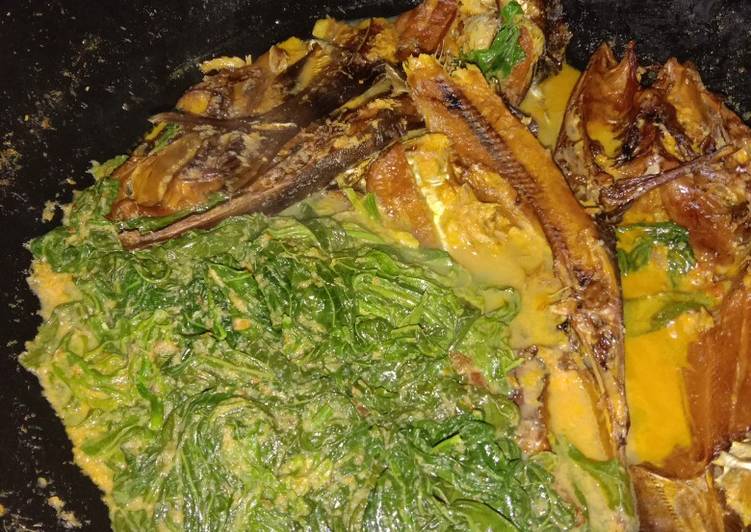 Langkah Mudah untuk memasak Gulai ikan salai daun singkong yang mudah