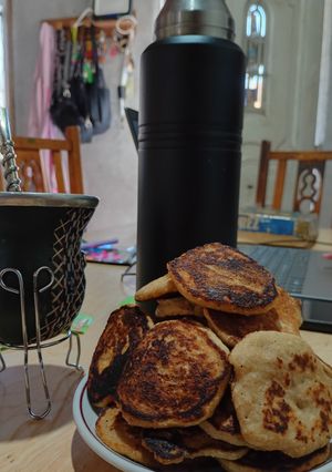 Una foto de Hotcakes de avena y banana