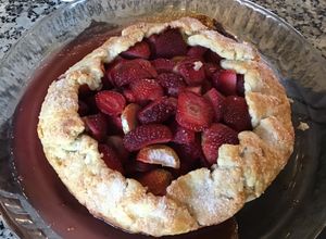 Una foto de Galette de fresas