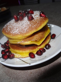 Foto di Dorayaki alla nutella e melograno