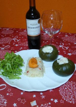 Una foto de Zapallitos rellenos con arroz frito