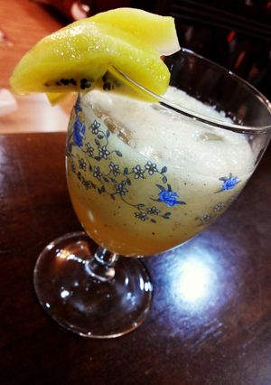 A picture of Honey Kiwi drink.