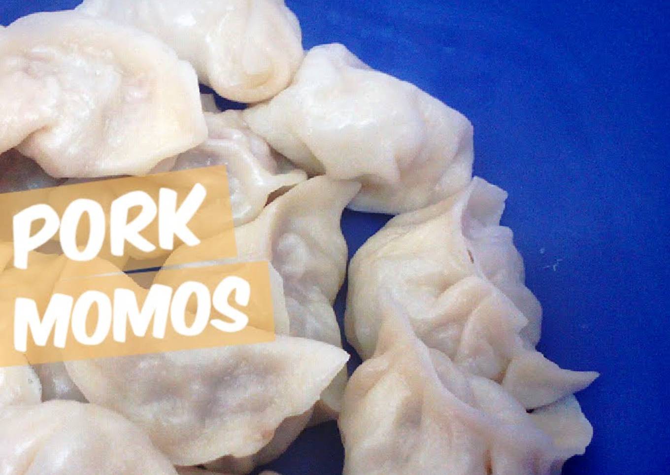 DARJEELING PORK MOMOS