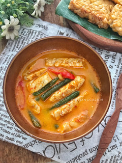 Foto resep Tempe tahu kuah santan ala Achie