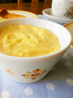A picture of Microwaved Custard Cream.