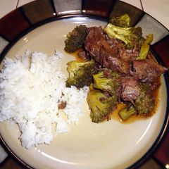 A picture of Beef and broccoli crock pot.