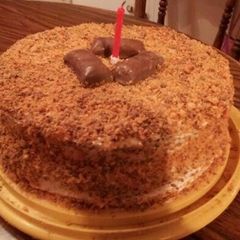 A picture of Butterfinger crumb cake.