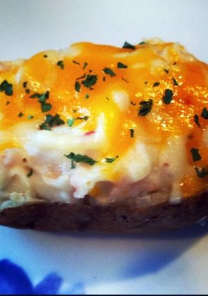 A picture of Irvixen's Easy Ranch N' Bacon Double Stuffed Potatoes.