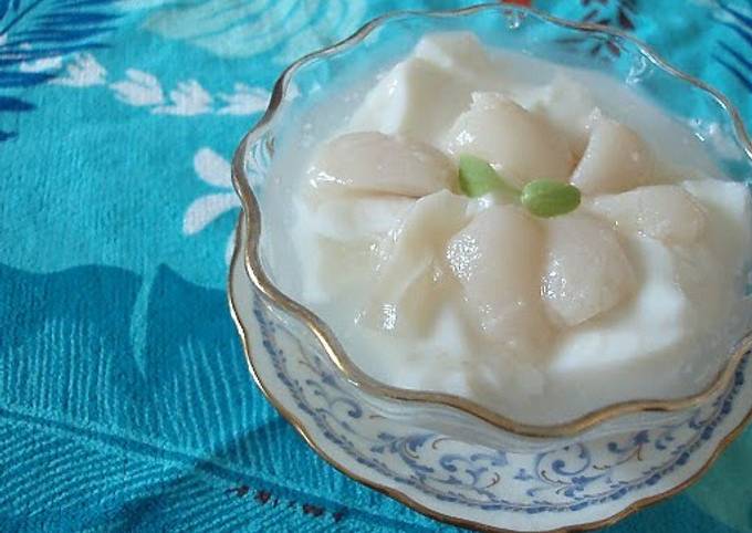 Easy but Amazing Lychee & Coconut Pudding