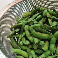 A picture of Just Steam! How to Boil Edamame.