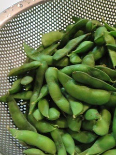 A picture of Just Steam! How to Boil Edamame.