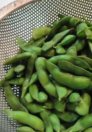 A picture of Just Steam! How to Boil Edamame.