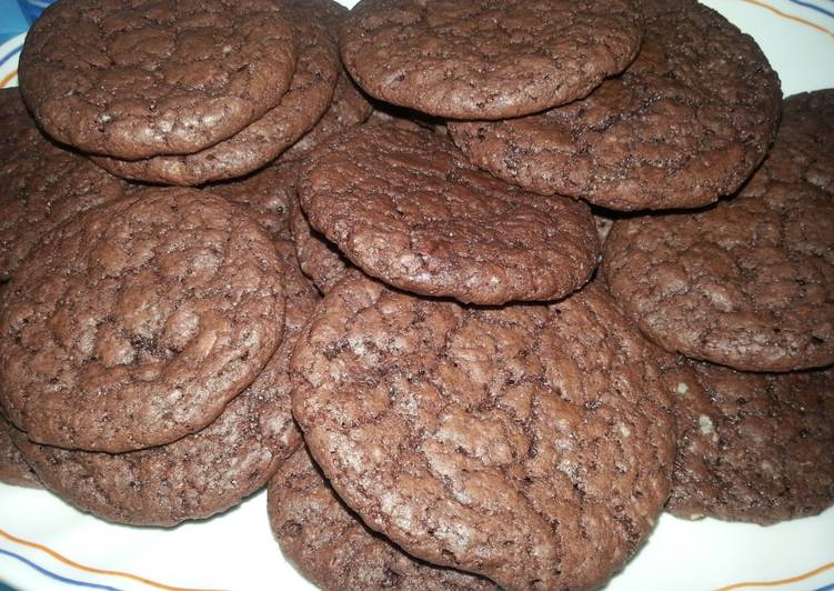 Chocolate chewy oatmeal cookies