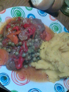 Una foto de Bife a la criolla con puré