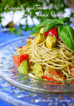 A picture of Chilled Pasta with Avocado and Basil Sauce.