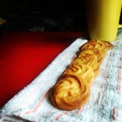 A picture of 5 ingredient butter cookies.