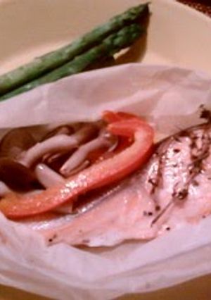 A picture of Italian Style Parchment-Wrapped Salmon.