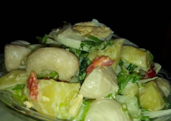 Potato and macaroni salad
