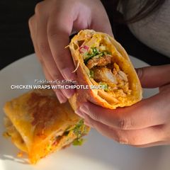 A picture of Chicken Wraps with Chipotle Sauce.