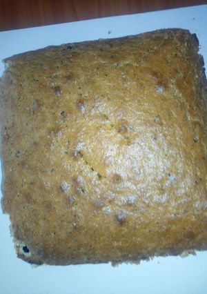 A picture of Orange Oreo cake.