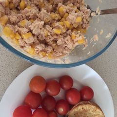 A picture of Salmon with Sweetcorn and crackers.