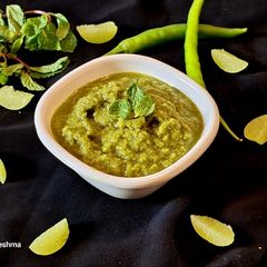 A picture of Amla chutney.