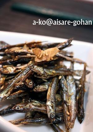 A picture of Non-stick Candied Dried Young Anchovies.