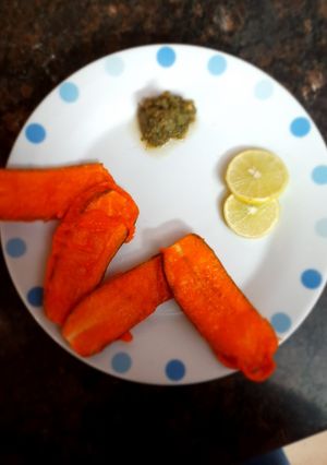 कच्चे केले की भजिया (Raw Banana Bhajiya Recipe In Hindi) रेसिपी मुख्य फोटो