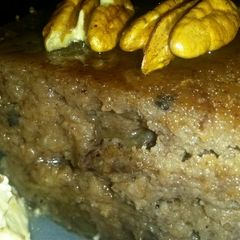 A picture of Sig's Pecan & Cognac Cake-Pudding.