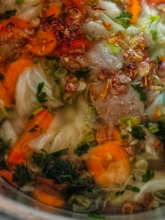 Cara Gampang Membuat Resep Sop sayur dan pentol yang Menggugah Selera Anti Ribet, Bisa Manjain Lidah