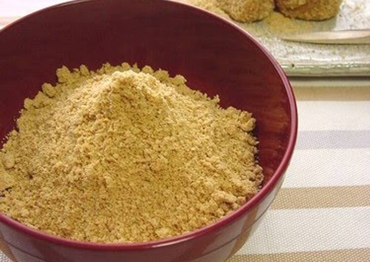Kinako (Toasted Soy Bean Flour) Made with Soybeans Leftover From Setsubun + Kinako Mochi