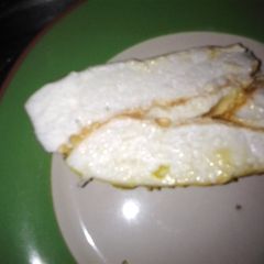 A picture of LEMON MERINGUE ROLL.