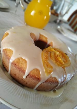 Una foto de Anillo de Naranja, espojoso y húmedo