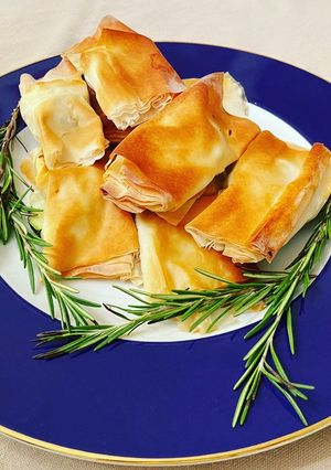 Foto di Involtini di pasta fillo con zucchine e stracchino