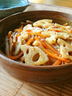 A picture of Burdock Root and Lotus Root Kimpira Stir-fry.