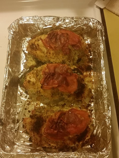 A picture of Delicious Stuffed Chicken.